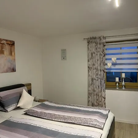 Koeppl Apartment Lam